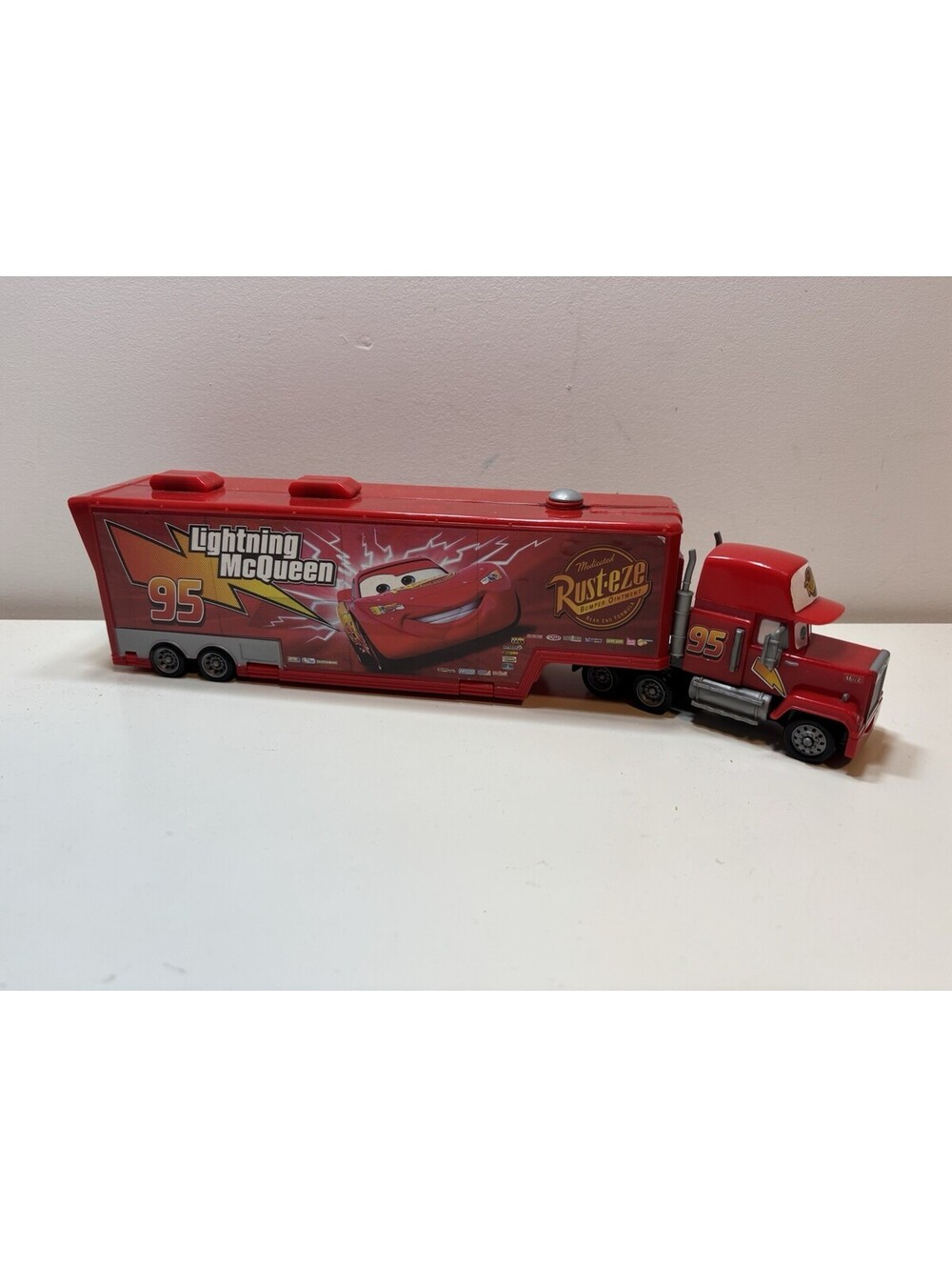 Disney Pixar Mack Superliner Hauler Car Wash Truck